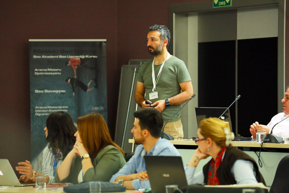 Egitmen Orhan Gurbuz