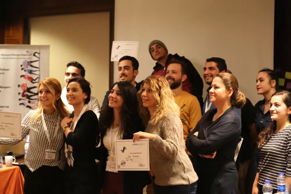 seo eğitmeni esra gündüz