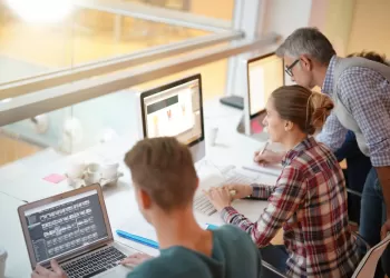 Sosyal Medya Kursu Zuhuratbaba